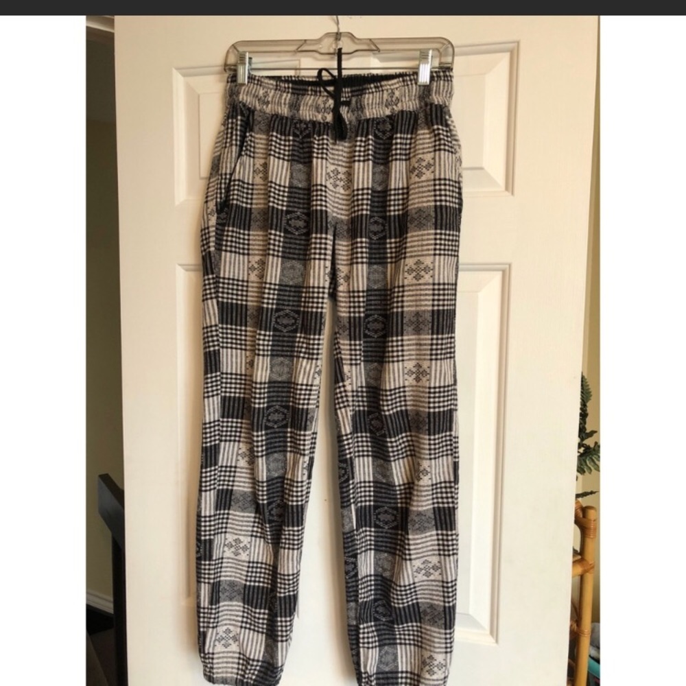 Ace and jig pants size medium